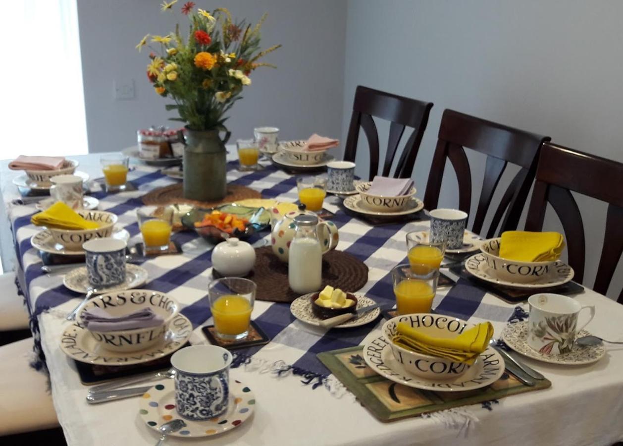 Bed & Breakfast Clock House